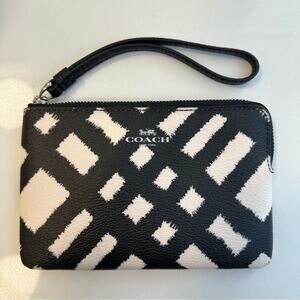 Coach Corner Zip Black White Wild Plaid Wristlet.